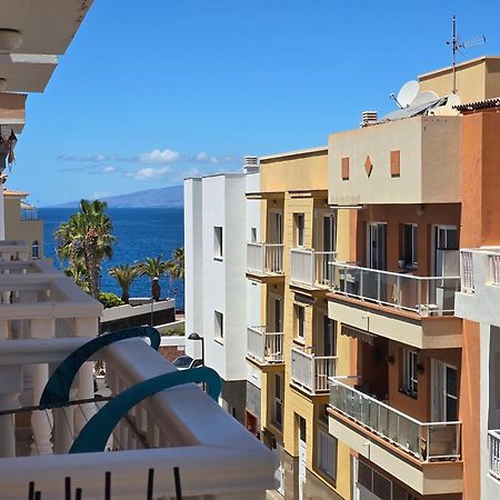 Beautiful Renovated Apartment With Air Conditioning Just Steps From The Sea In Playa San Juan Ngoại thất bức ảnh